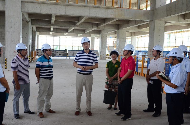 1506836013124189.jpg 金宁运董事长了解项目建设基本情况.jpg