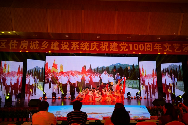 演出现场 (2).jpg